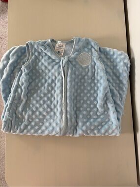 Halo wearable blanket, size Medium, 6-12 months
